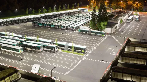 Senso LED luminaires improve visibility for employees in this busy depot 